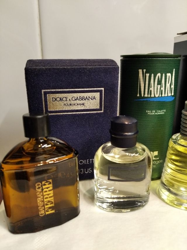 Miniaturas perfumes de hombre.