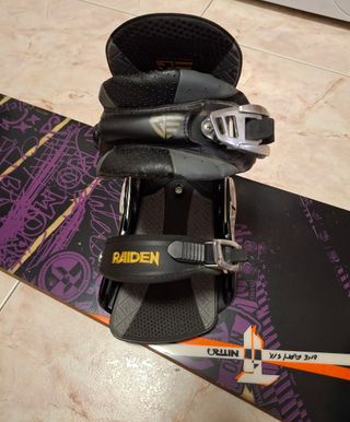 Snowboard Nitro T1 156 + fijaciones