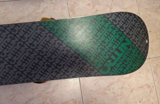 Snowboard Nitro T1 156 + fijaciones