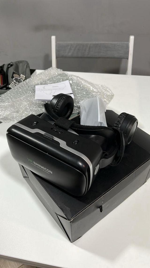 Vendo un VR SHINECON virtual reality glasses