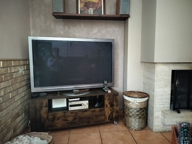 TV Plasma Panasonic 50" gama alta rebajada de 150€
