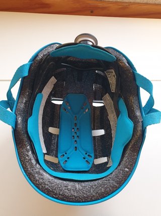 Casco y protecciones bicicleta y patine