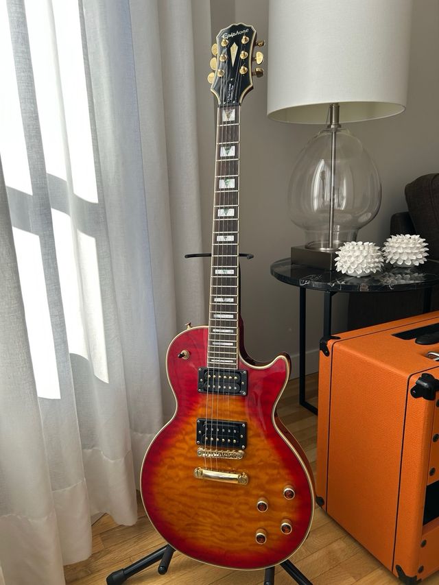 Guitarra  Epiphone Les Paul Custom Prophecy Plus