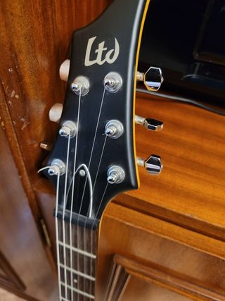 SET GUITARRA ELECTRICA LTD NEGRA