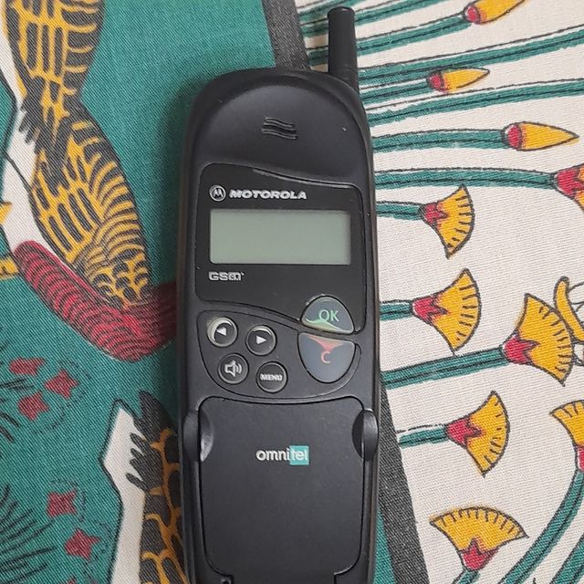 cellulare Motorola anni 90 GSM