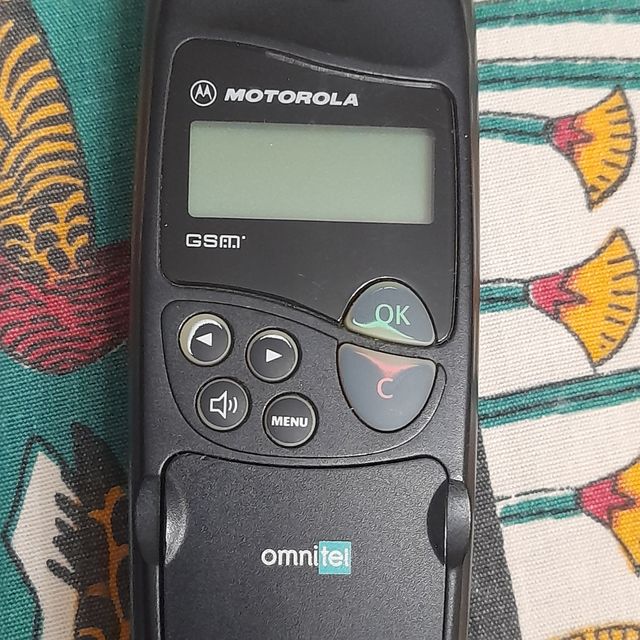 cellulare Motorola anni 90 GSM