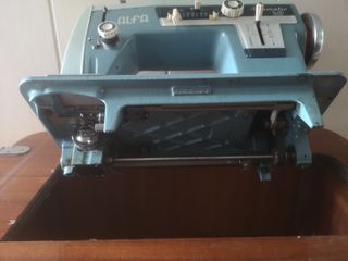 Máquina coser Alfa