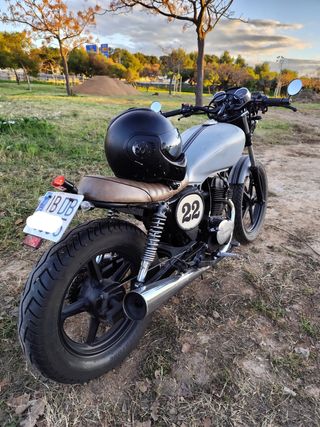 Honda CB 250 café racer/ Scrambler