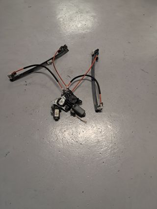 Elevalunas saxo derecho y izquierdo