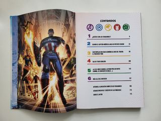 Los vengadores: Contiene documentos extraíbles inéditos del universo de Los vengadores