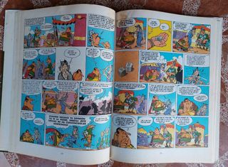 Asterix - El Adivino (Spanish Edition) 1986