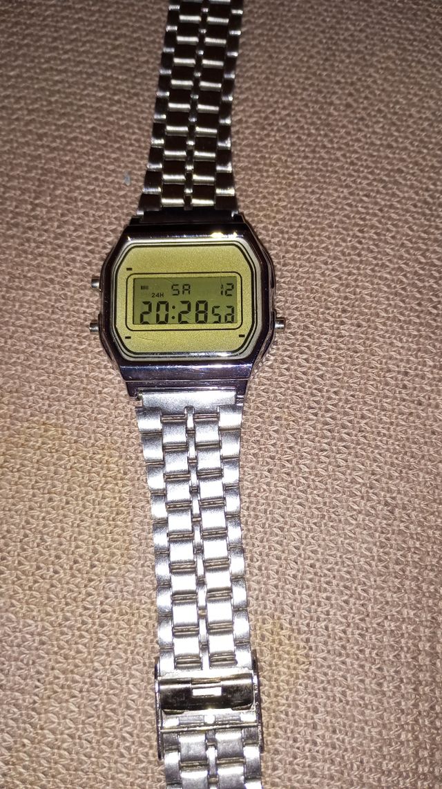 Si eres amante de los,reloj aquí tienes