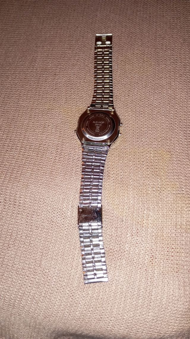 Si eres amante de los,reloj aquí tienes