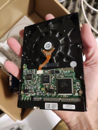 2 discos duros IDE de 30gb 7200 rpm