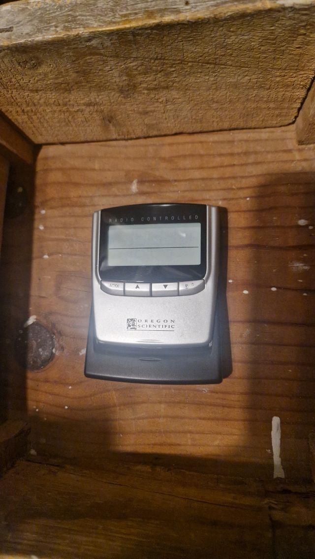 Reloj oregon viaje radiocontrolado.