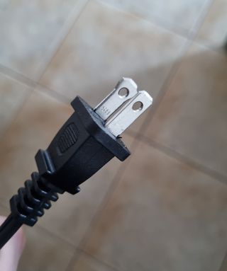 Handy Heater Copper Core Tower - Aquecedor 1500W