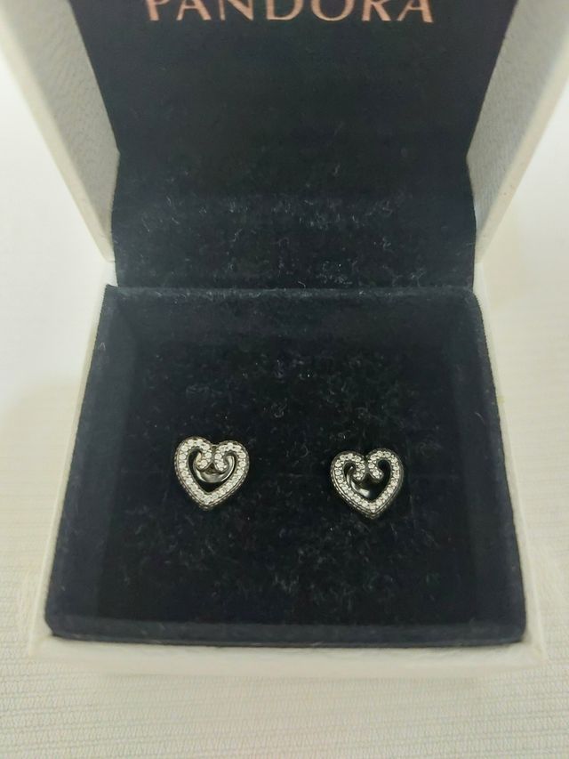 Pendientes Pandora corazon 