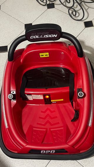 Coche de choque niños