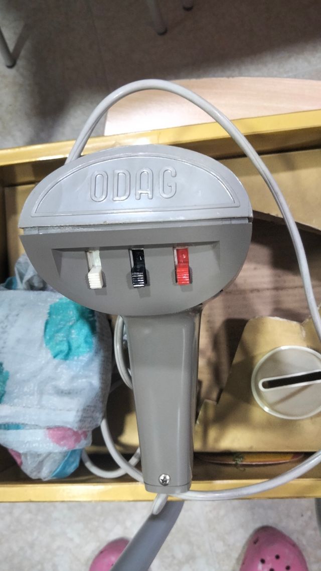 Secador ODAG vintage en su caja