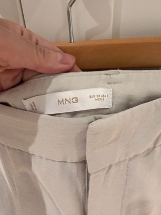 Pantalon recto Mango talla 38