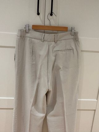 Pantalon recto Mango talla 38