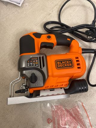 Sierra de Calar con cable BLACKDECKER