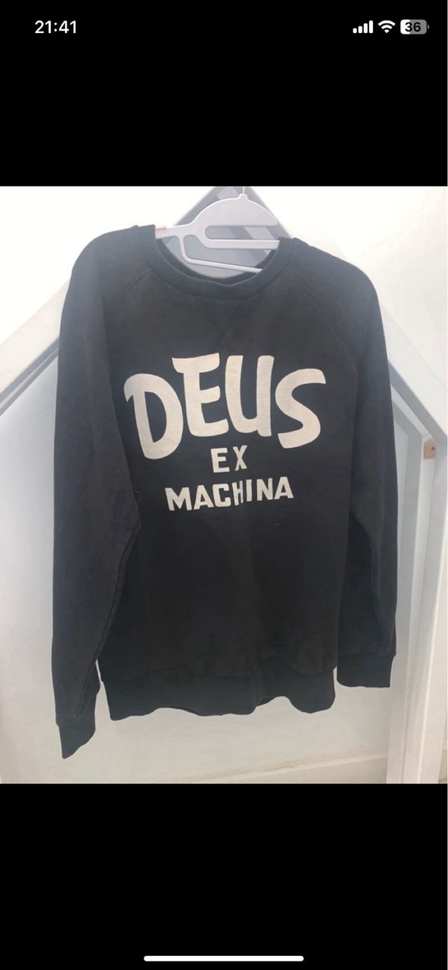 Sudadera Deus