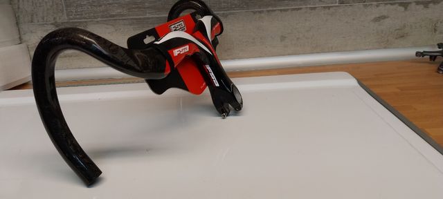 Manillar integrado FSA