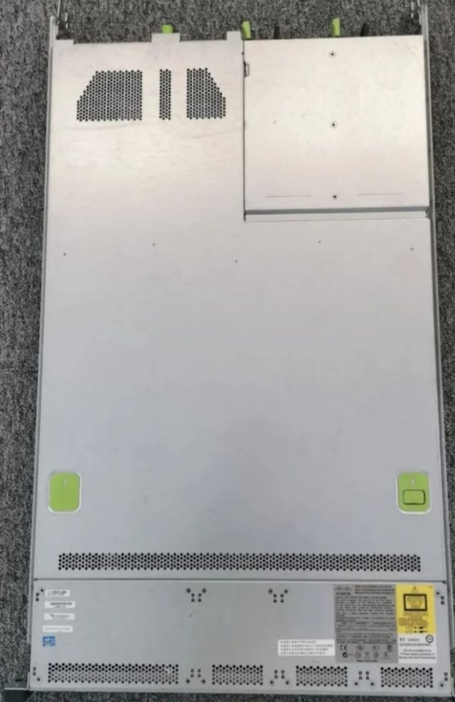 Servidor Cisco UCSC-C220-M3S