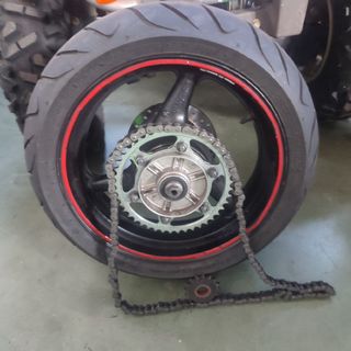 Rueda trasera CBR 600f4i