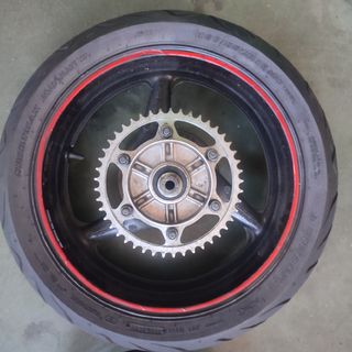 Rueda trasera CBR 600f4i
