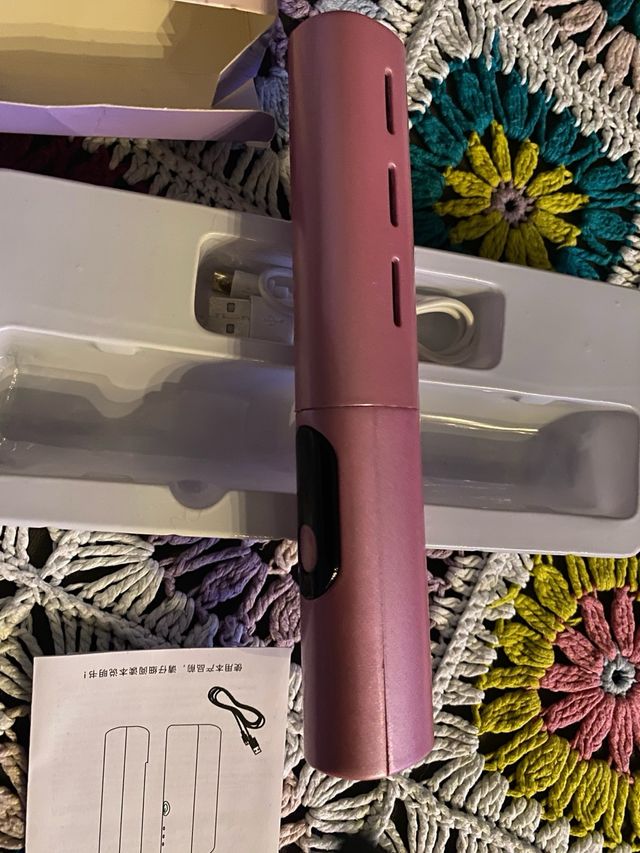 Plancha de pelo y peine alisador