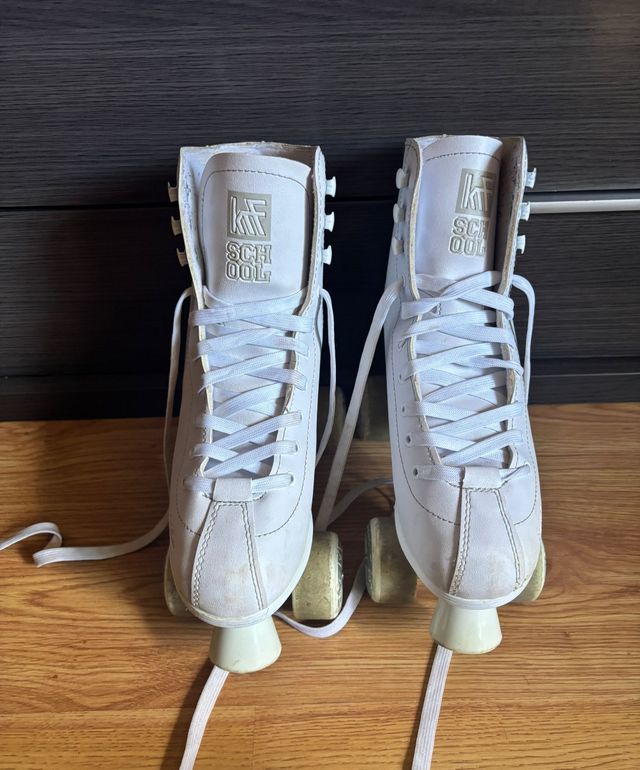 PATINES KRF SCHOOL. Talla 40
