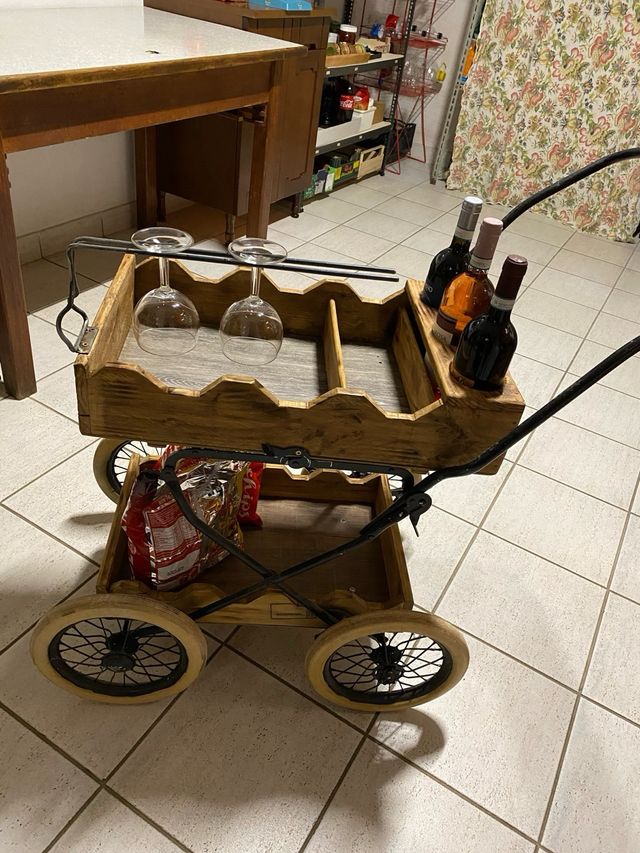 Carrozzina portavivande