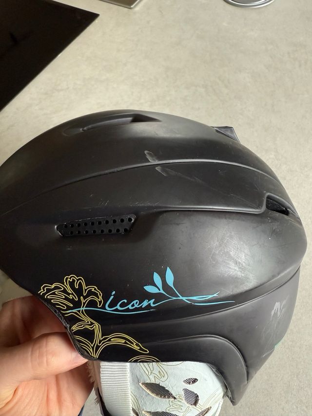 Casco Salomon