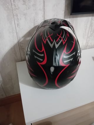 Casco de moto MT Helmets, guantes i gafa