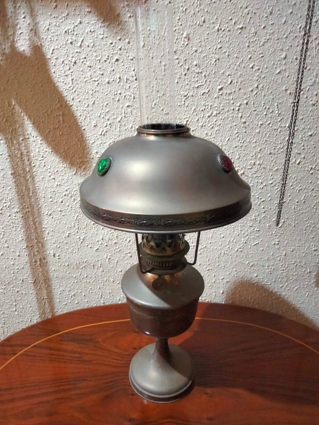 ANTICA LAMPADA QUINQUE BANCHIERE IN BRONZO E CRISTALLO