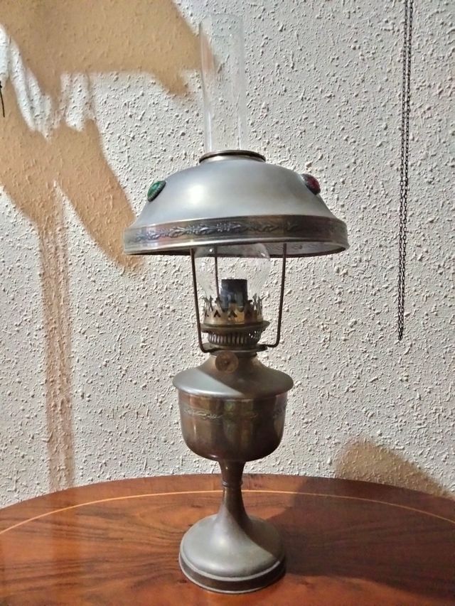 ANTICA LAMPADA QUINQUE BANCHIERE IN BRONZO E CRISTALLO