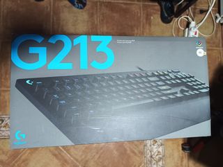 Teclado Logitech G213