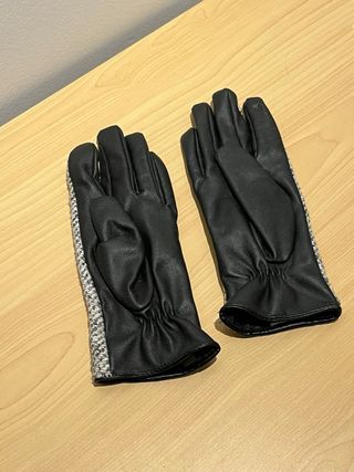Guantes de mujer negro y blanco