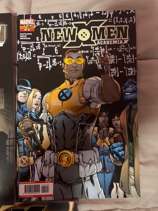 Lote comics NEW X-MEN ACADEMIA X
