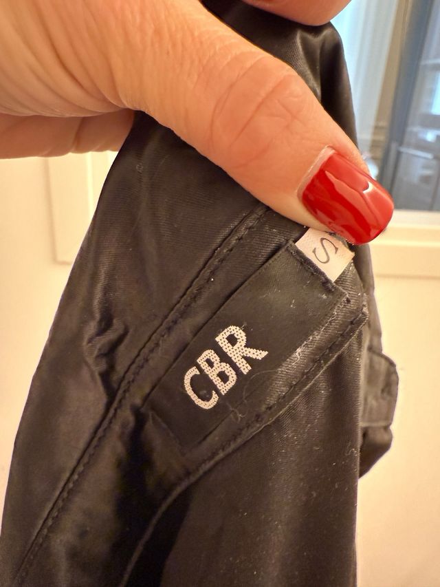 Abito nero maniche lunghe