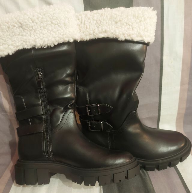 Stivali donna Stradivarius taglia 36