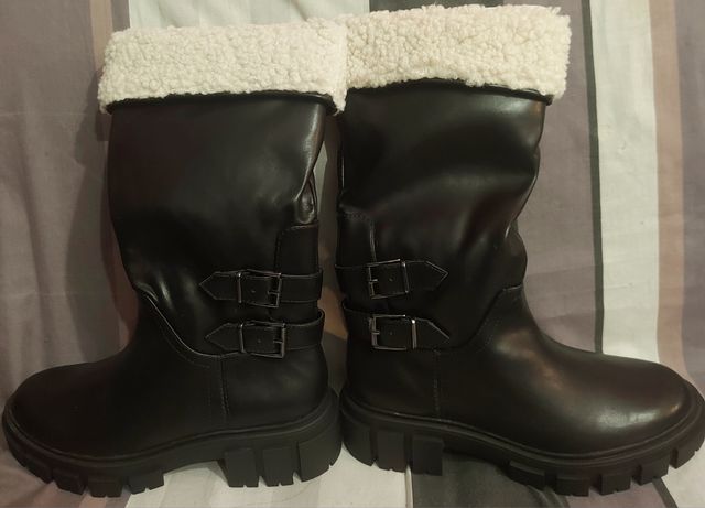 Stivali donna Stradivarius taglia 36