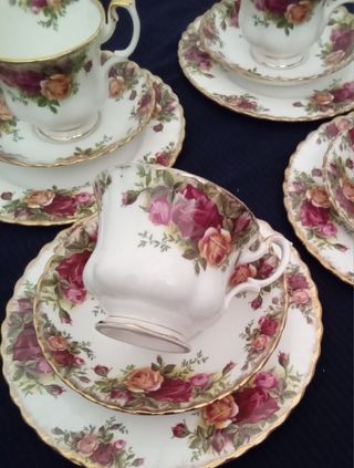 Chávenas Chá + pratos do bolo