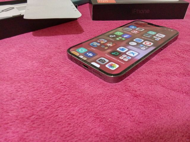 iPhone 13 pro 256gb GRIS ESPECIAL Disponible urge