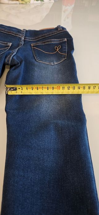 Jeans elasticizzato per bambina 