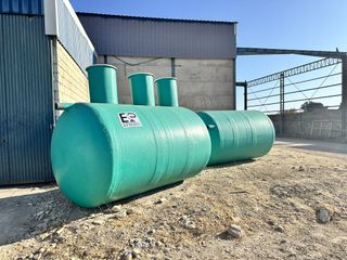 Bidón depósito de poliéster