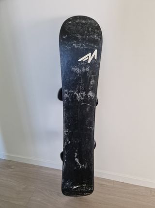 Tabla Snowboard Nidecker y fijaciones Burton
