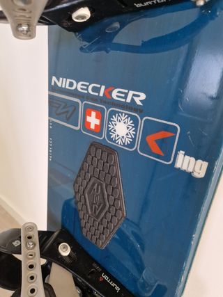 Tabla Snowboard Nidecker y fijaciones Burton